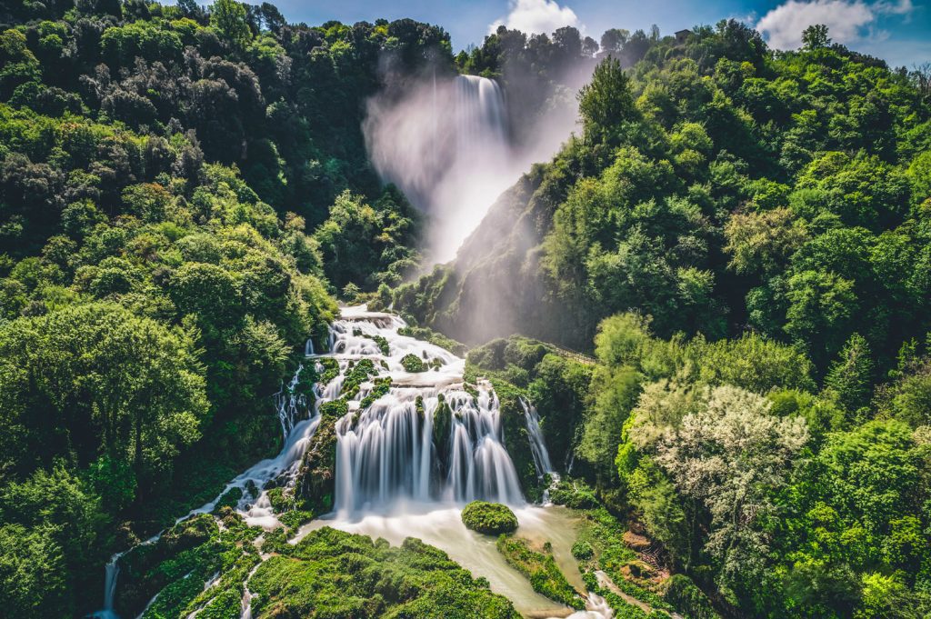 cascata-delle-marmore-umbria-terni-panoramica-1024x681